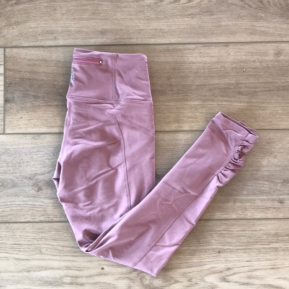 Free People Movement - You’re A Peach Leggings